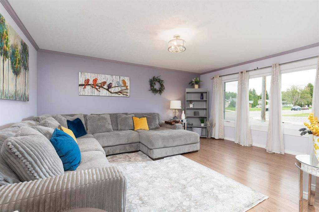 Picture for 1606 18 Street S