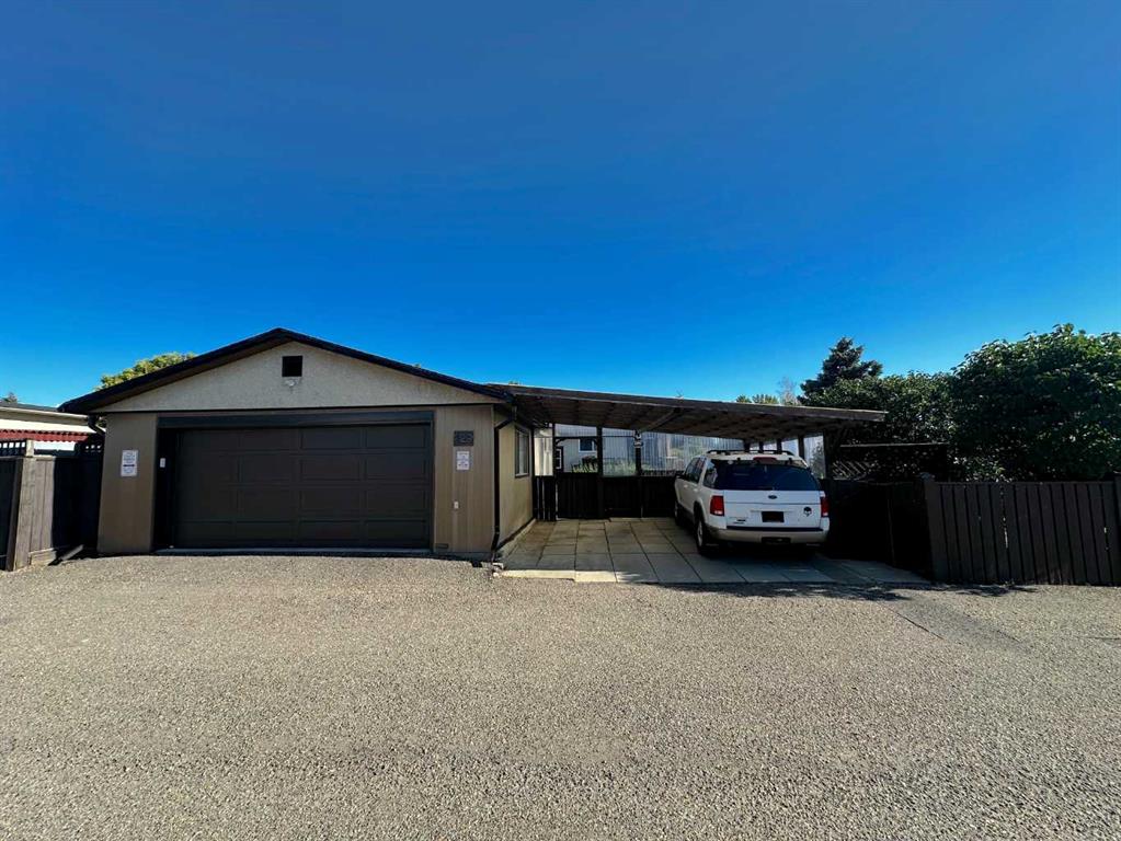 Picture for 129 Greenview Close N
