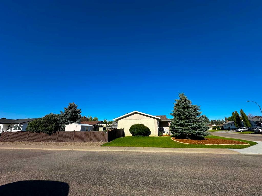 Picture for 129 Greenview Close N