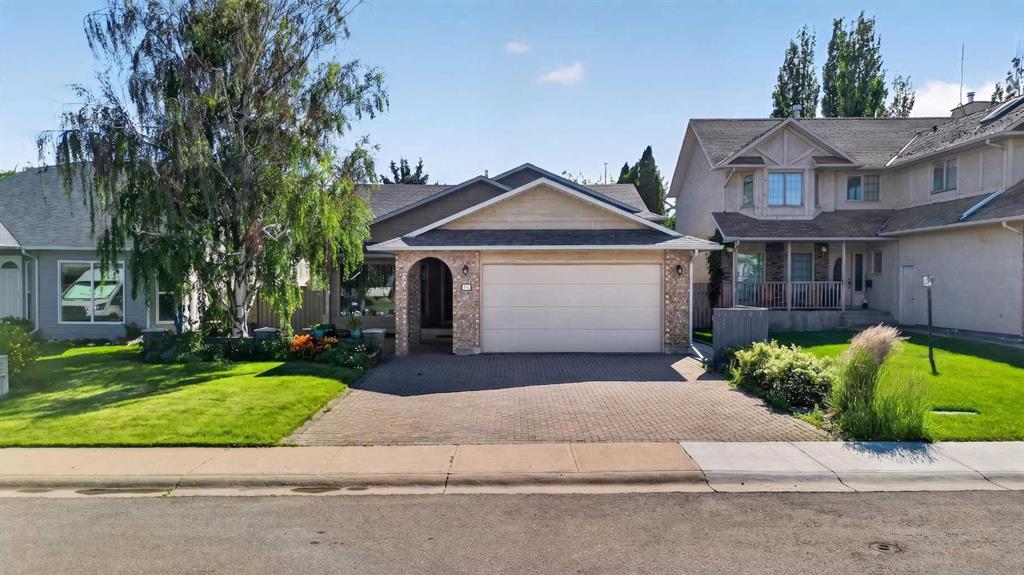 Picture for 50 Sherwood Crescent W