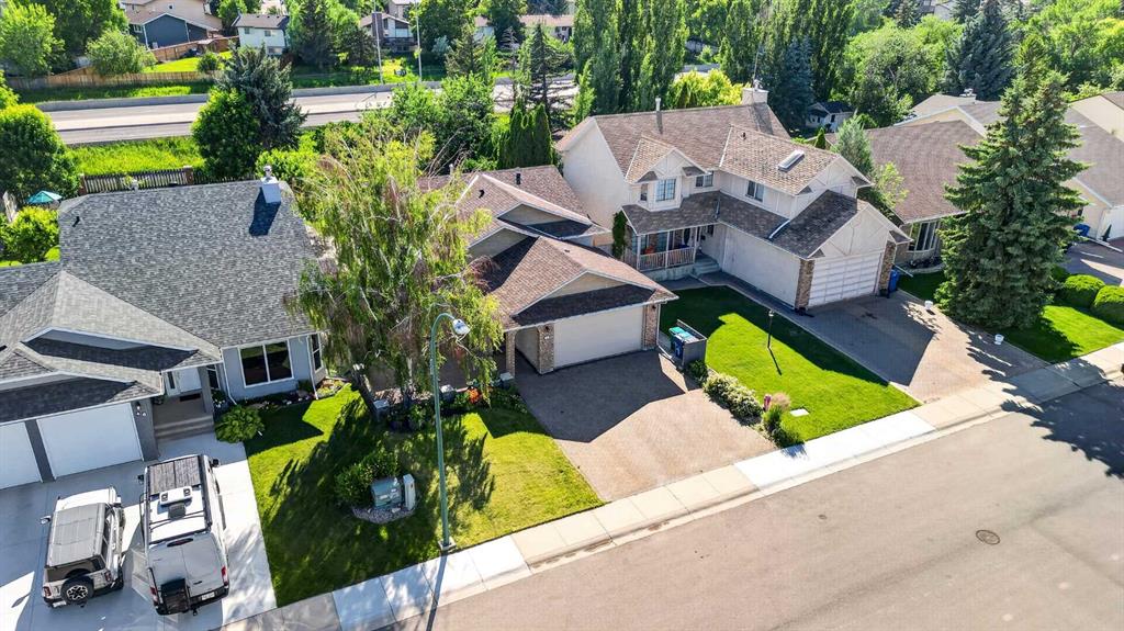 Picture for 50 Sherwood Crescent W