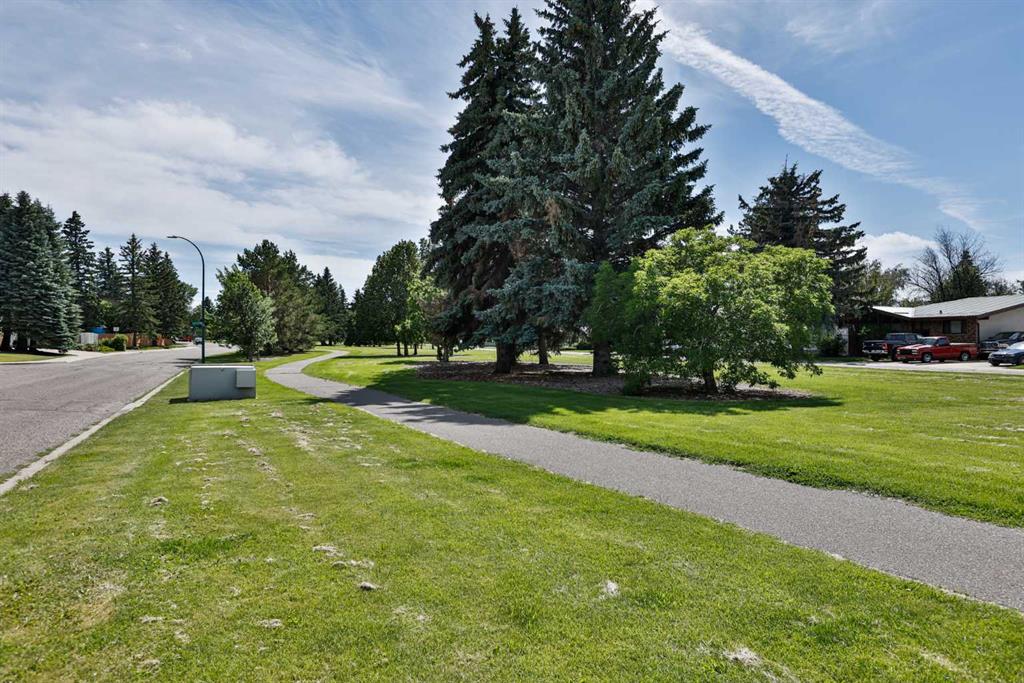 Picture for 1019 Glacier Drive S