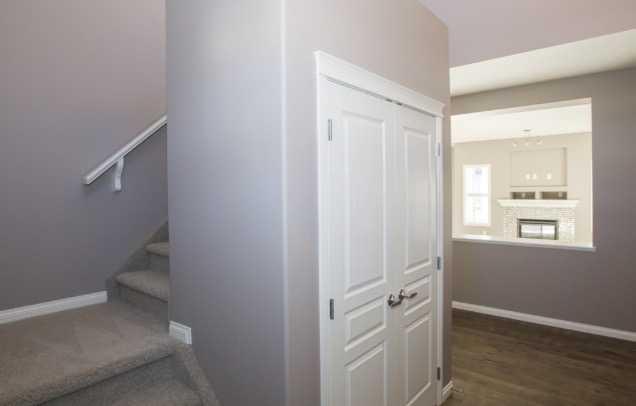 Picture for 1548 Coalbanks Boulevard W