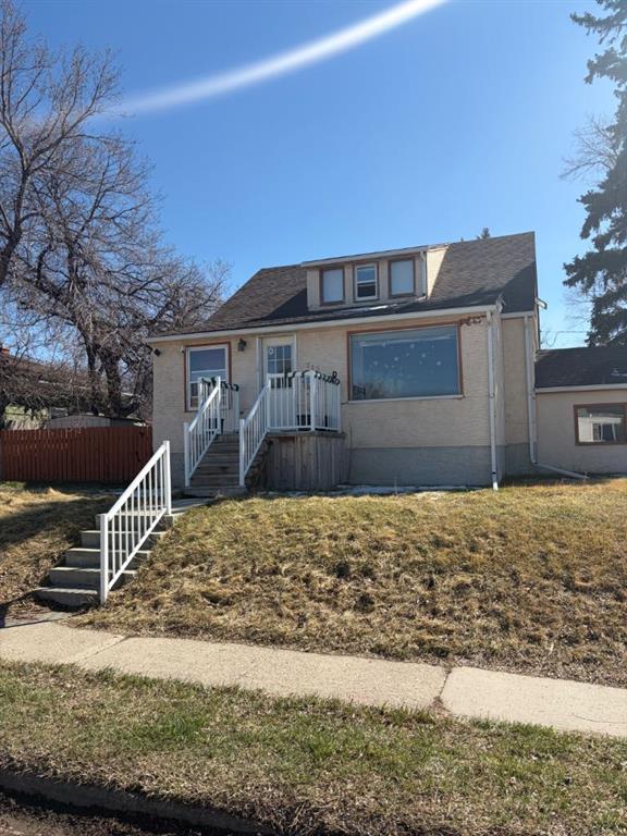 Picture for 712 9 Avenue S
