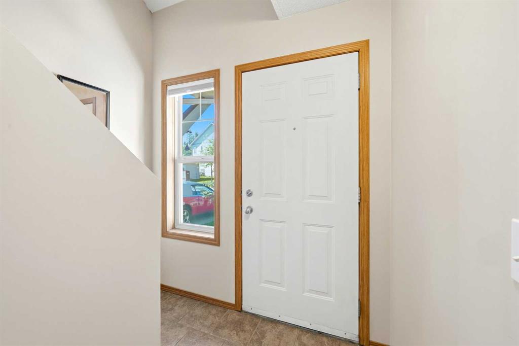 Picture for 96 Eversyde Court SW