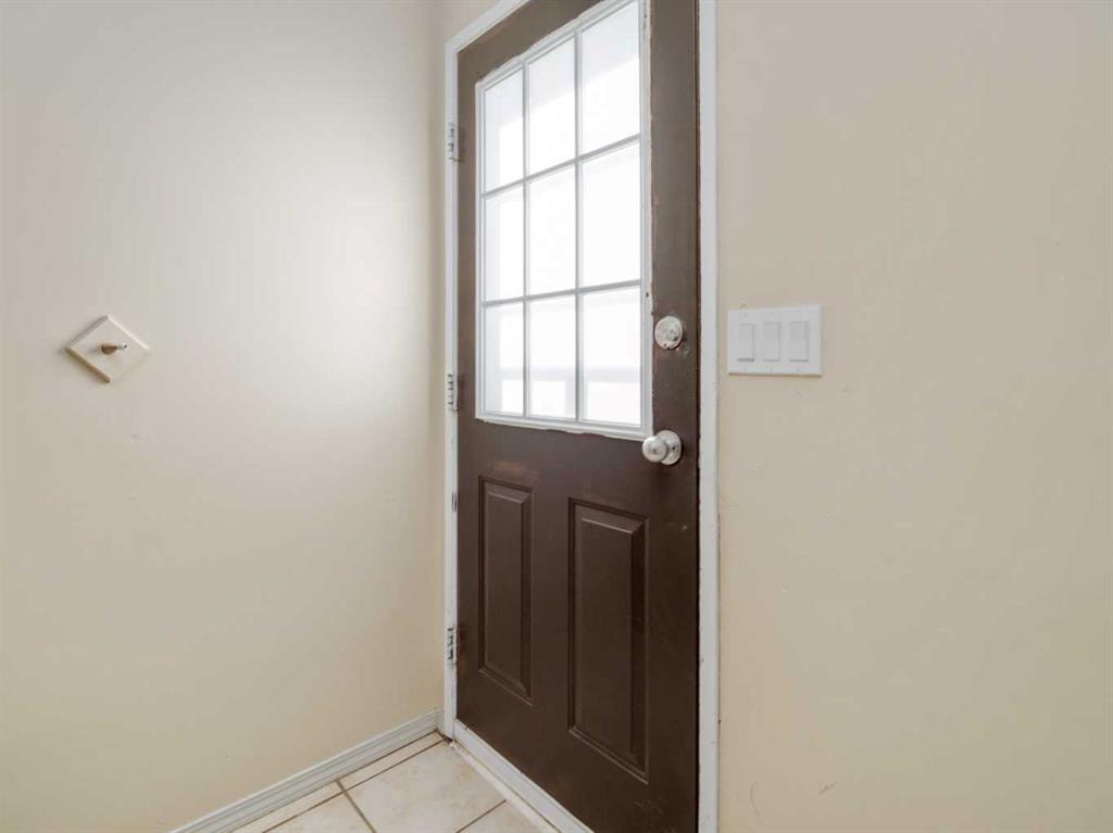 Picture for 2, 269 Laval Boulevard W