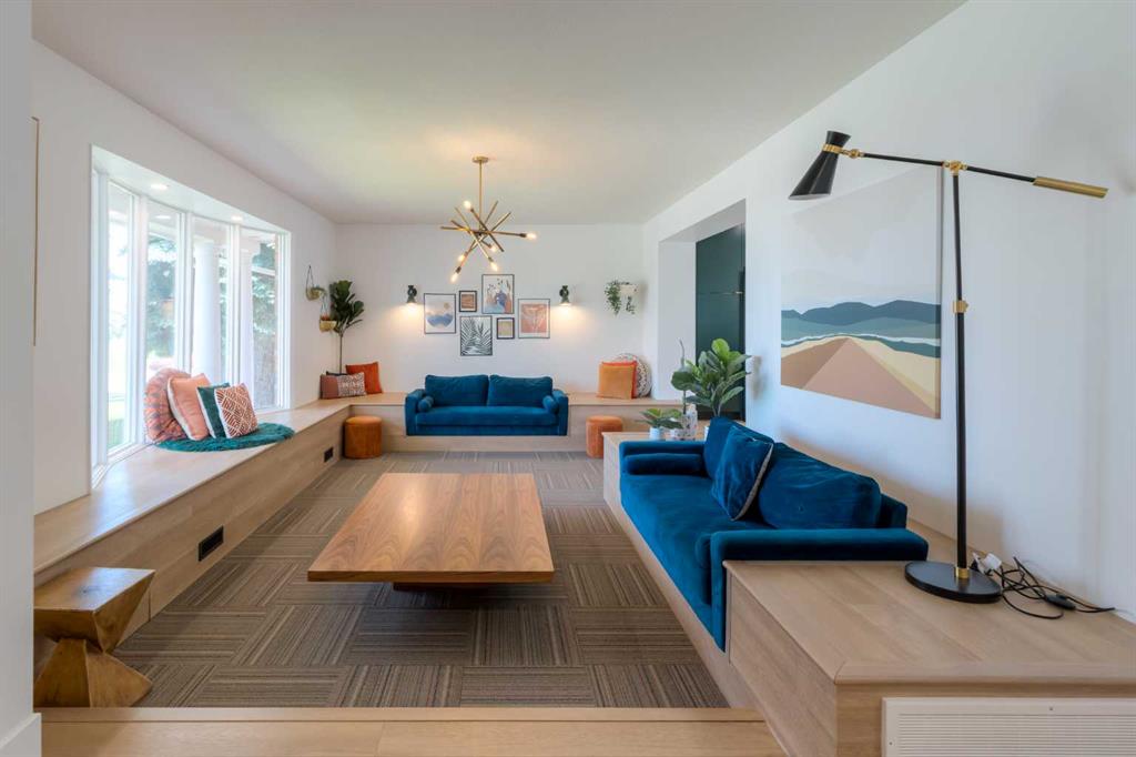 Picture for 80 Lafayette Boulevard W