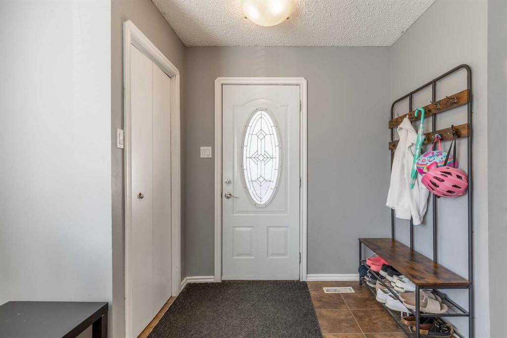 Picture for 27 Laval Boulevard W