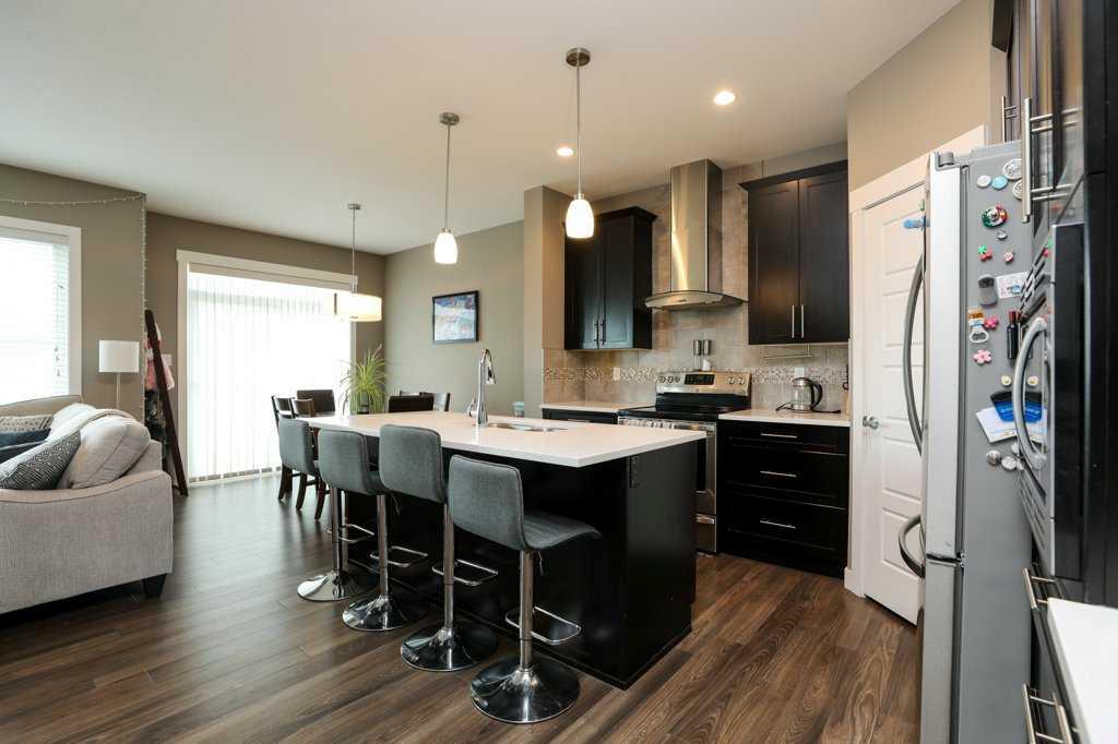 Picture for 567 Moonlight Lane W