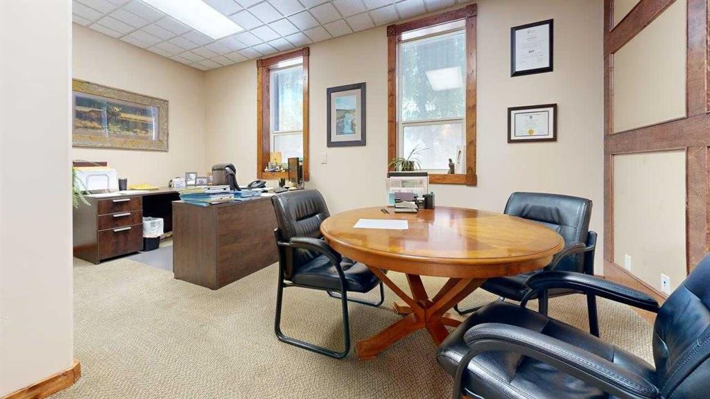 Picture for 309 6 Street S