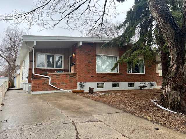 Picture for 1105 and 1107 11 Street S