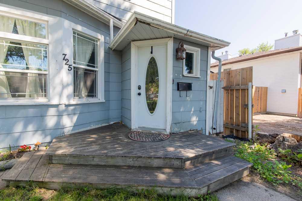 Picture for 725 6 Street S
