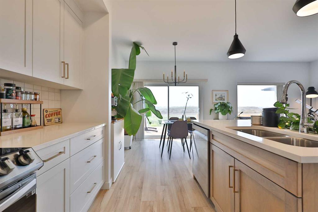Picture for 538 Malahat Green W