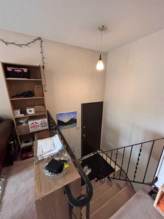 Picture for 4, 5 Acadia Road W