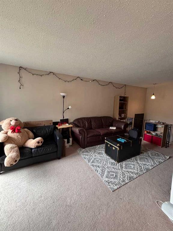 Picture for 4, 5 Acadia Road W