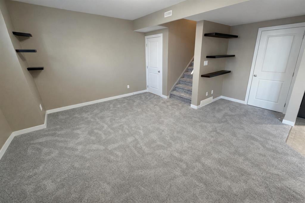 Picture for 2, 189 Silkstone Road W