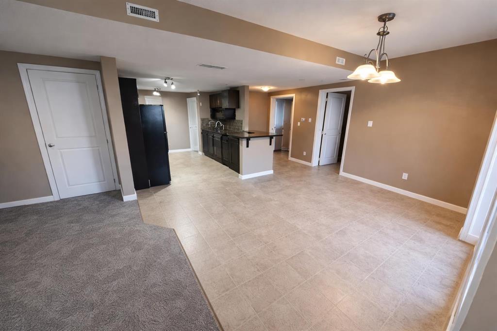 Picture for 2, 189 Silkstone Road W