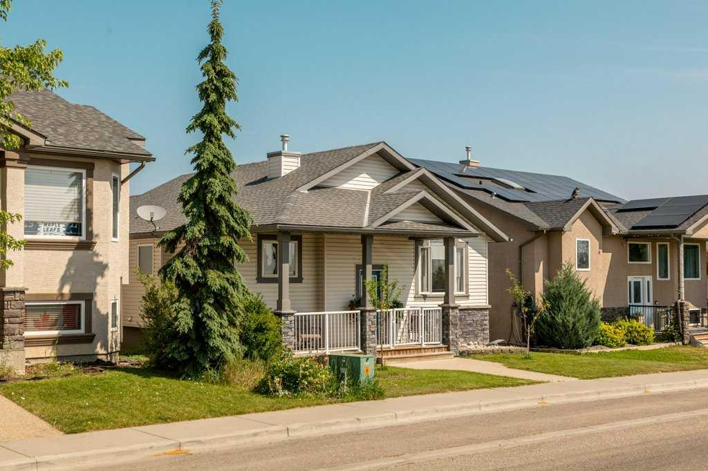 Picture for 215 Grand River Boulevard W