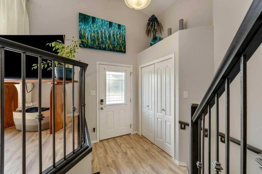 Picture for 215 Grand River Boulevard W