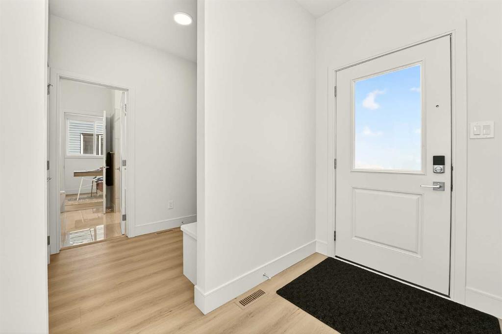 Picture for 63 Miners Road W