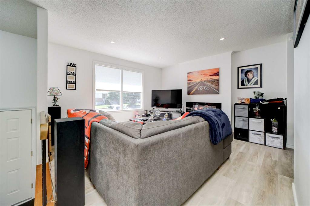 Picture for 1320 13 Street N