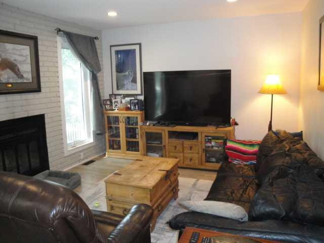 Picture for 123 15th Street N