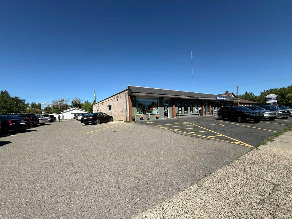 Picture for 1014, 1020, 1022, 1024 20 Street S