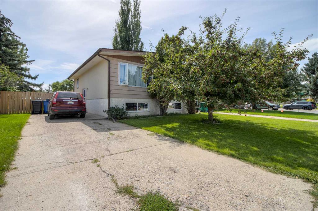 Picture for 7 cayuga Place W