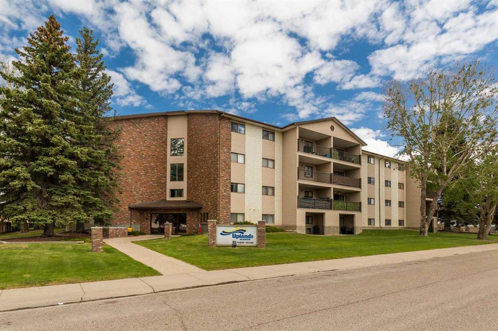 Picture for 109, 85 Foxbend Crescent N