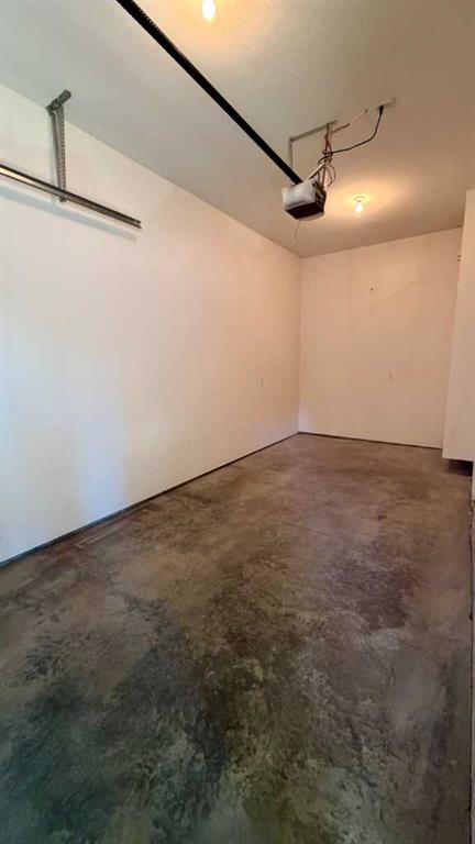 Picture for #4, 645 12 A Street N