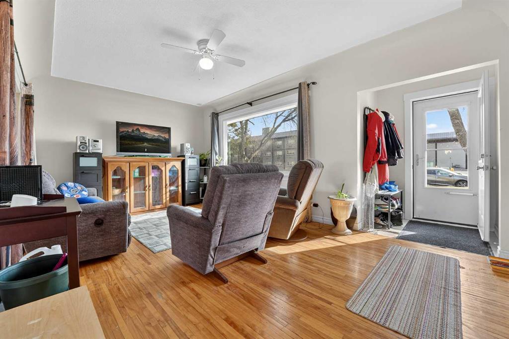 Picture for 536 21 Street S