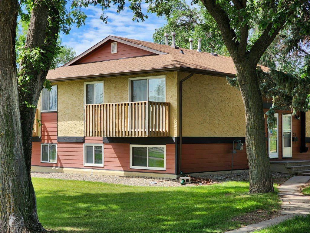 Picture for 22, 5 Acadia Road W