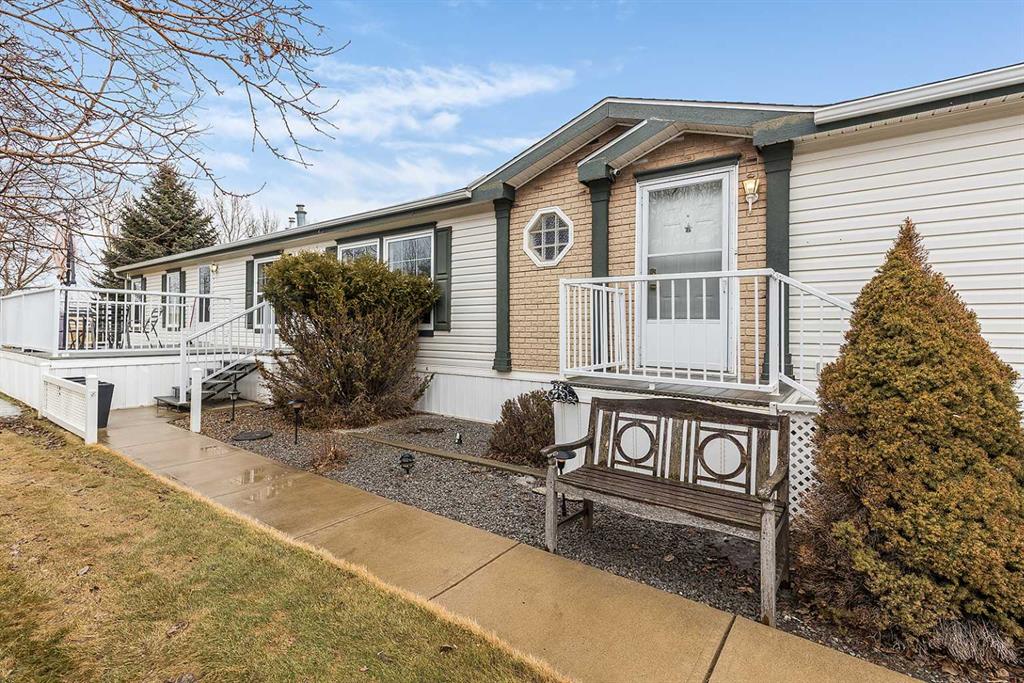 Picture for 72, 1600 Strachan Road SE