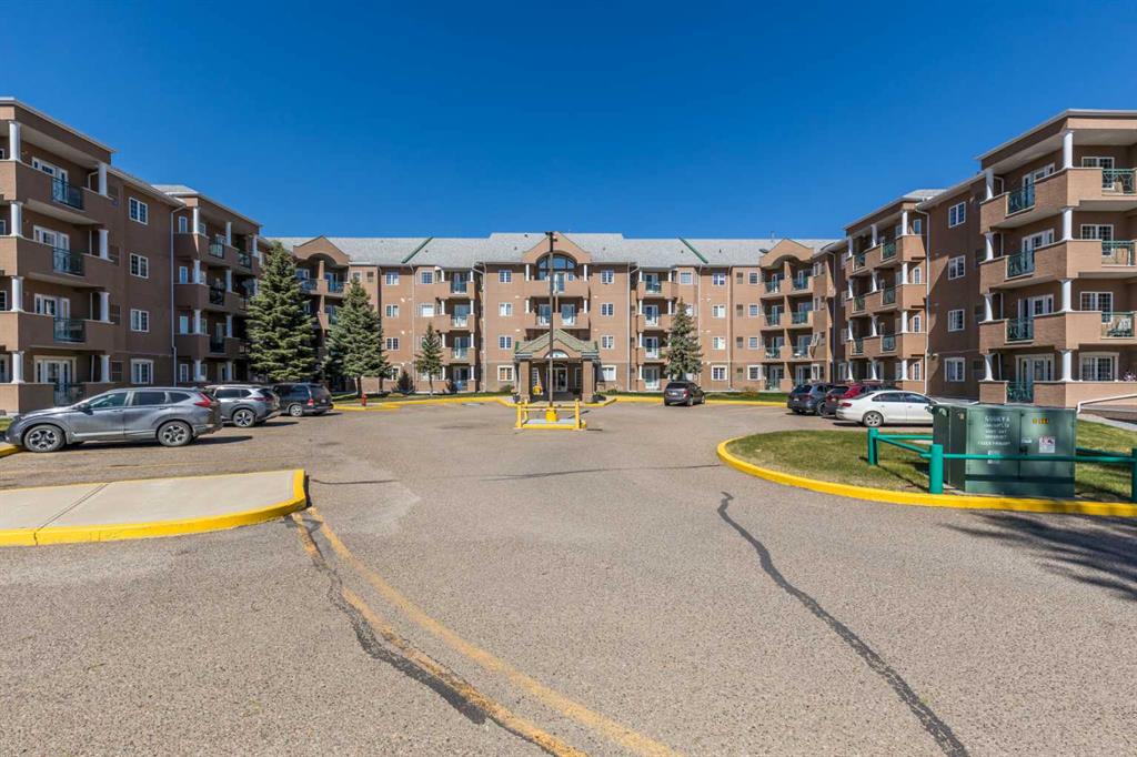 Picture for 436, 278 Park Meadows Drive SE