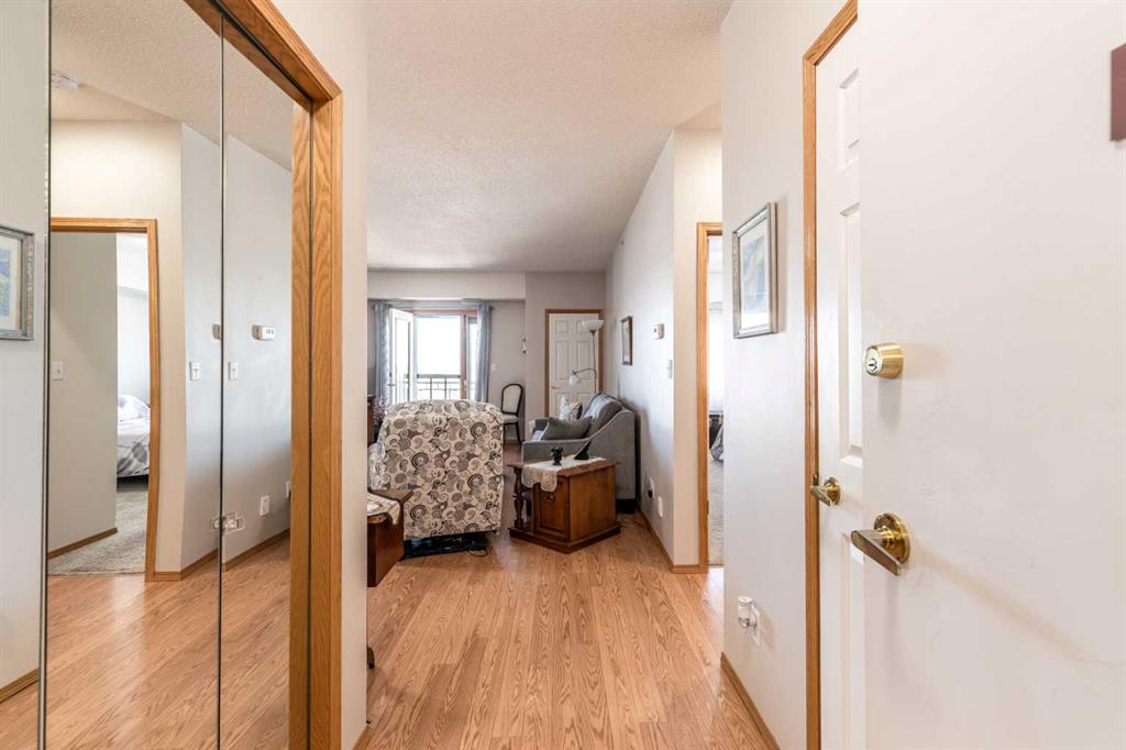 Picture for 436, 278 Park Meadows Drive SE