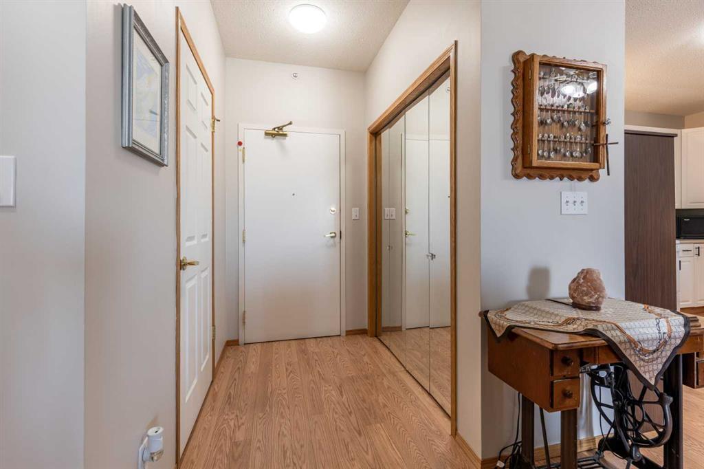 Picture for 436, 278 Park Meadows Drive SE