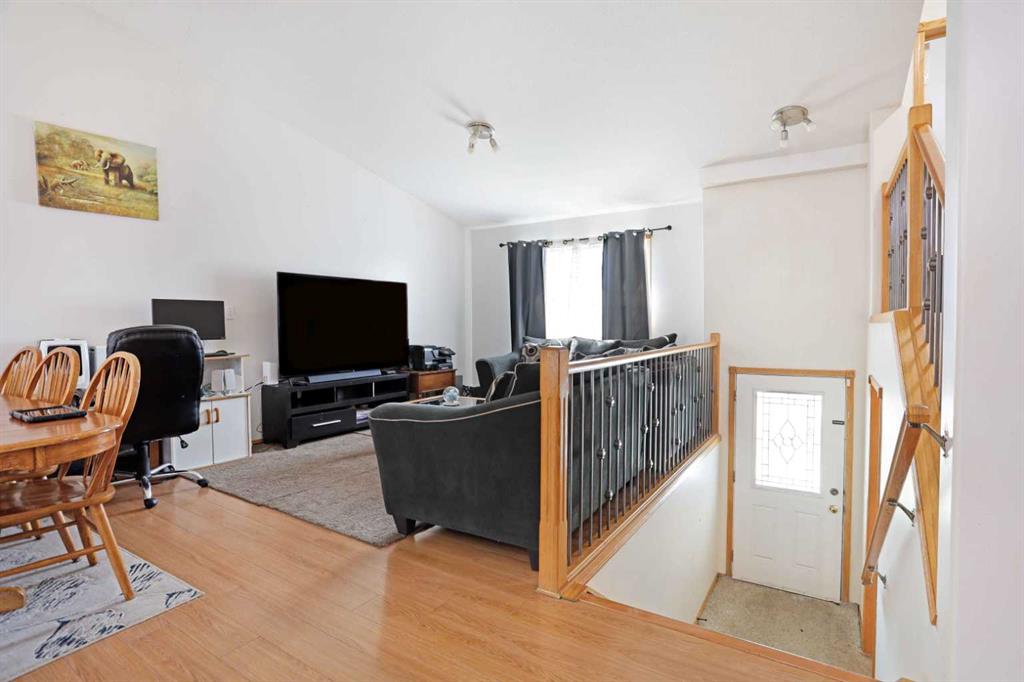 Picture for 12 Upland Place W