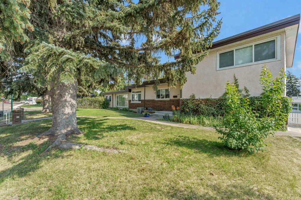 Picture for 303 10 Street SW