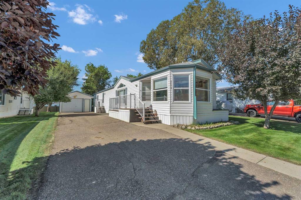 Picture for 111, 1600 Strachan Road SE