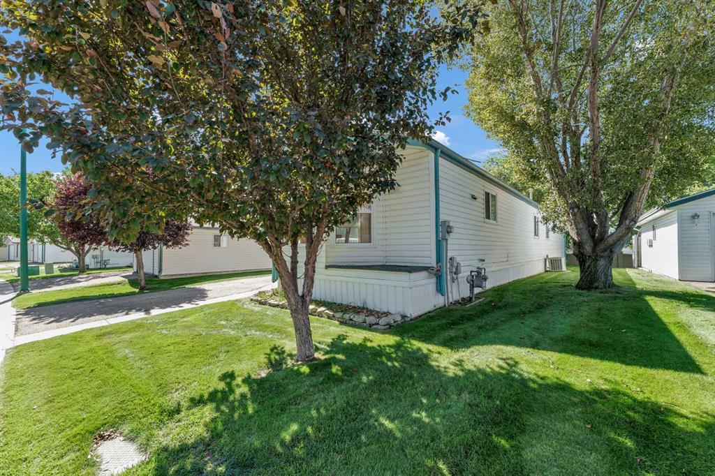 Picture for 111, 1600 Strachan Road SE