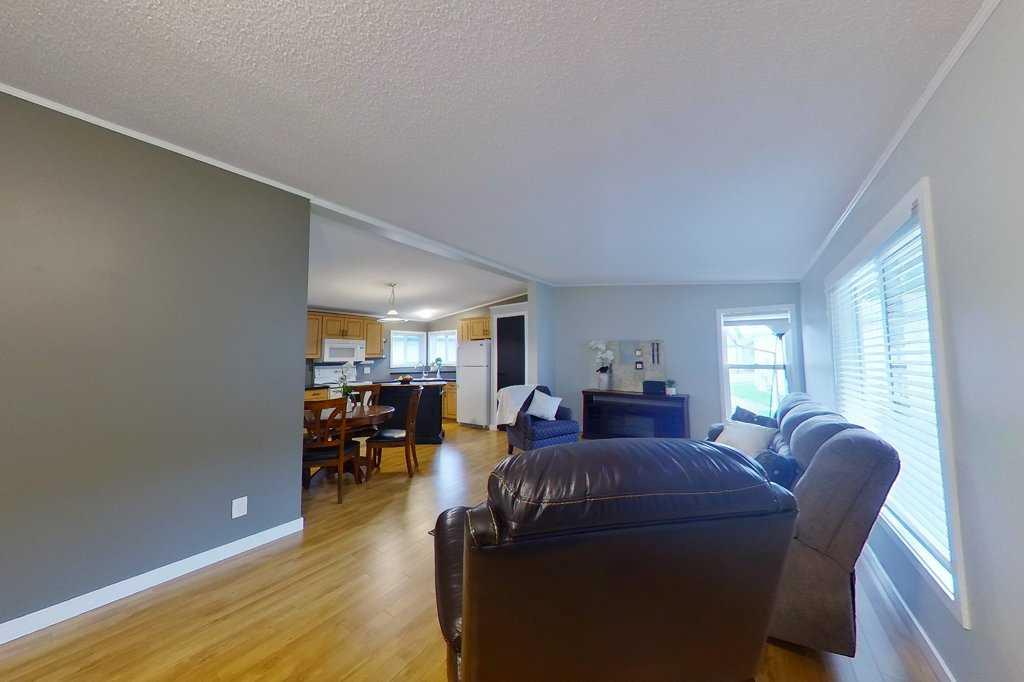 Picture for 34, 1600 Strachan Road SE