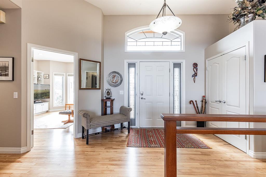 Picture for 28 Chinook Place SW