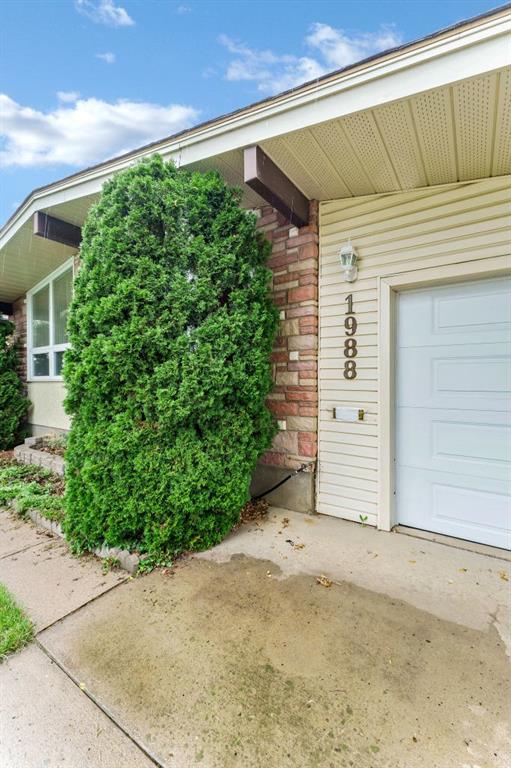 Picture for 1988 28 Street SE