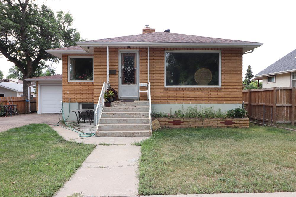 Picture for 267 3 Street NW