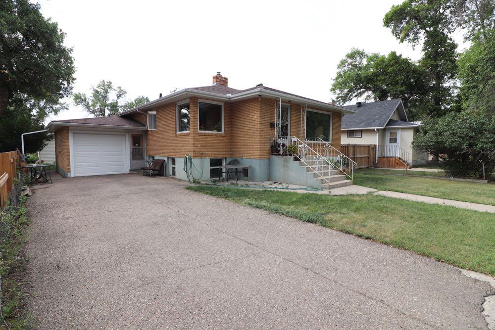 Picture for 267 3 Street NW