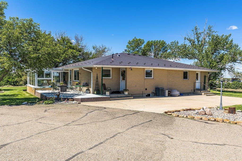 Picture for 14017 Range Road 65  