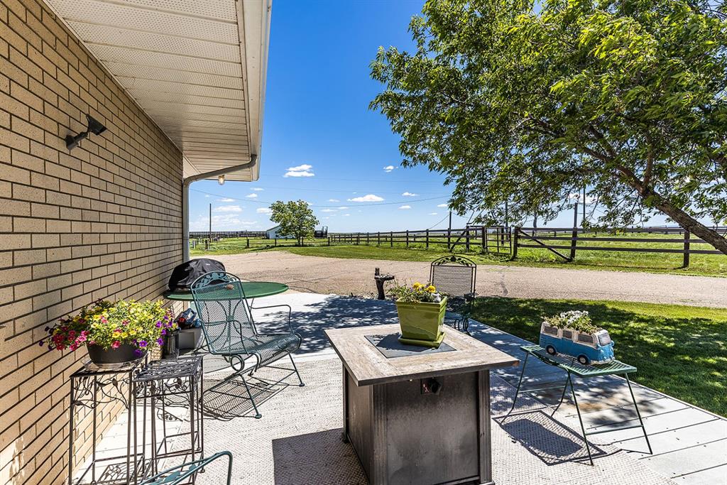 Picture for 14017 Range Road 65  