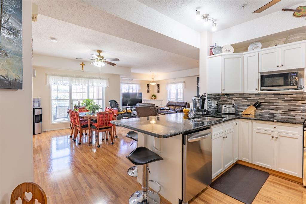 Picture for 315, 29 River Ridge Drive NW