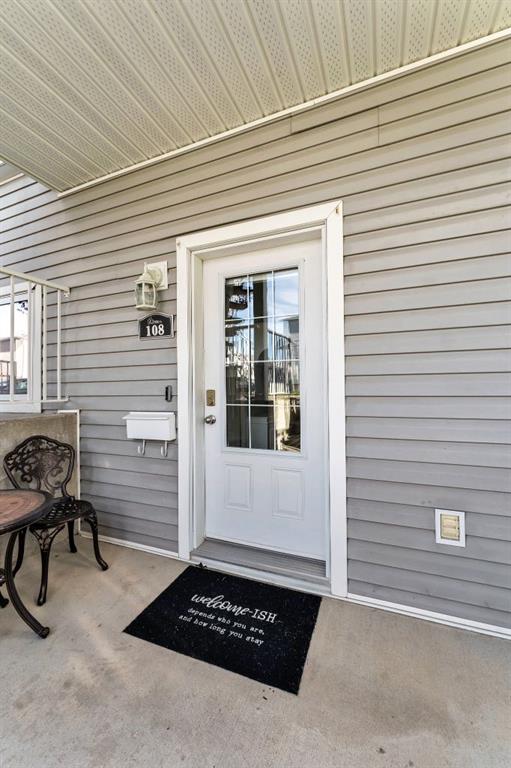 Picture for 108 Northlands Pointe NE