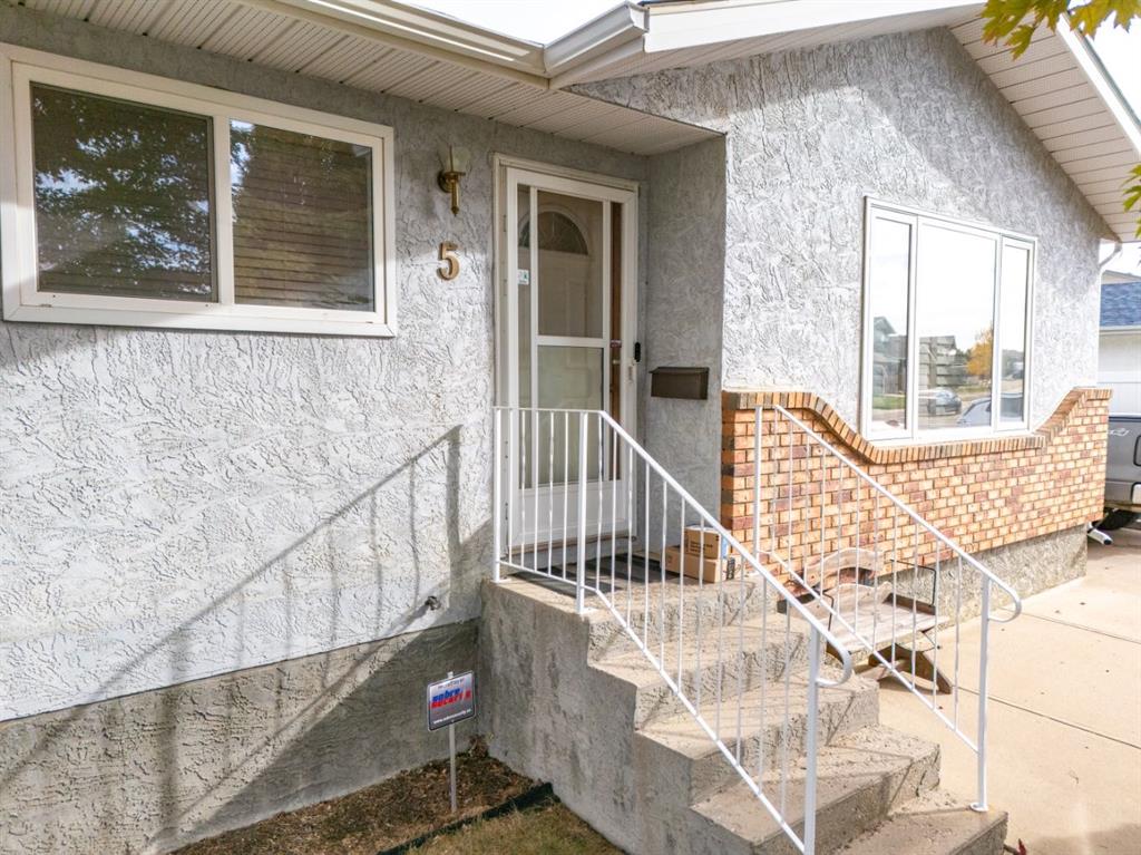 Picture for 5 Stapeford Crescent SE